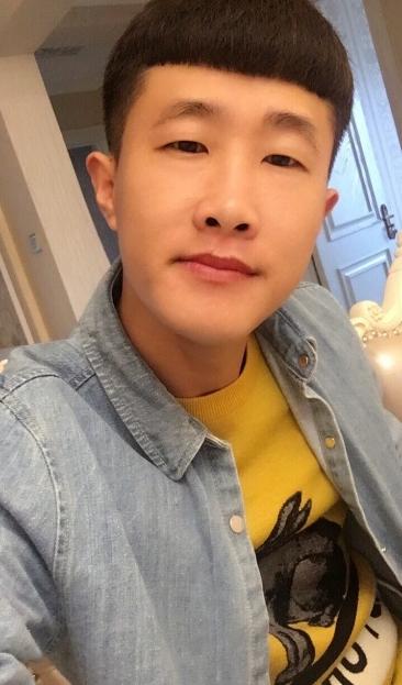 许华升直播现场最新动态，一场网络现象的深度解析
