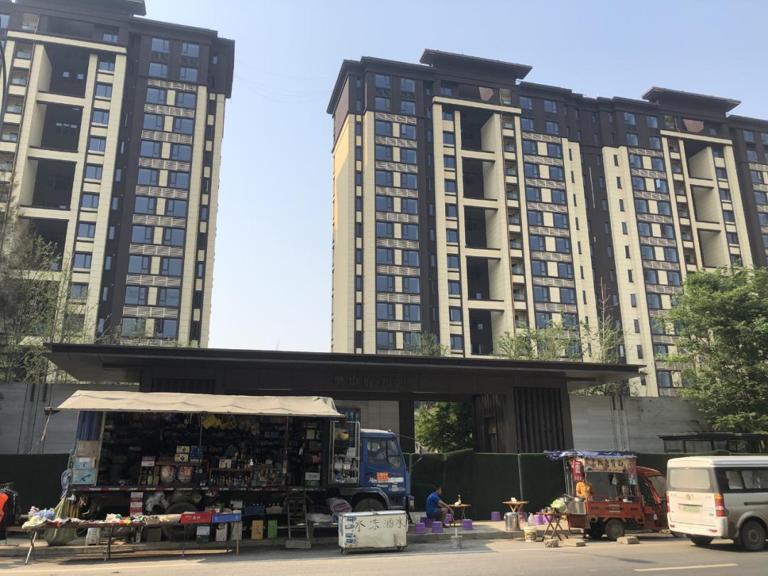 成都楼市新动态，家的故事与温情纽带之旅