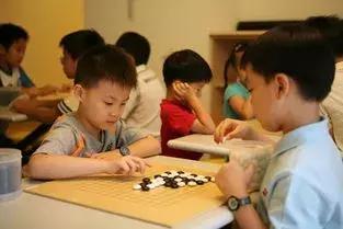 探索小巷中的宝藏，正规围棋比赛的独特魅力与精彩瞬间