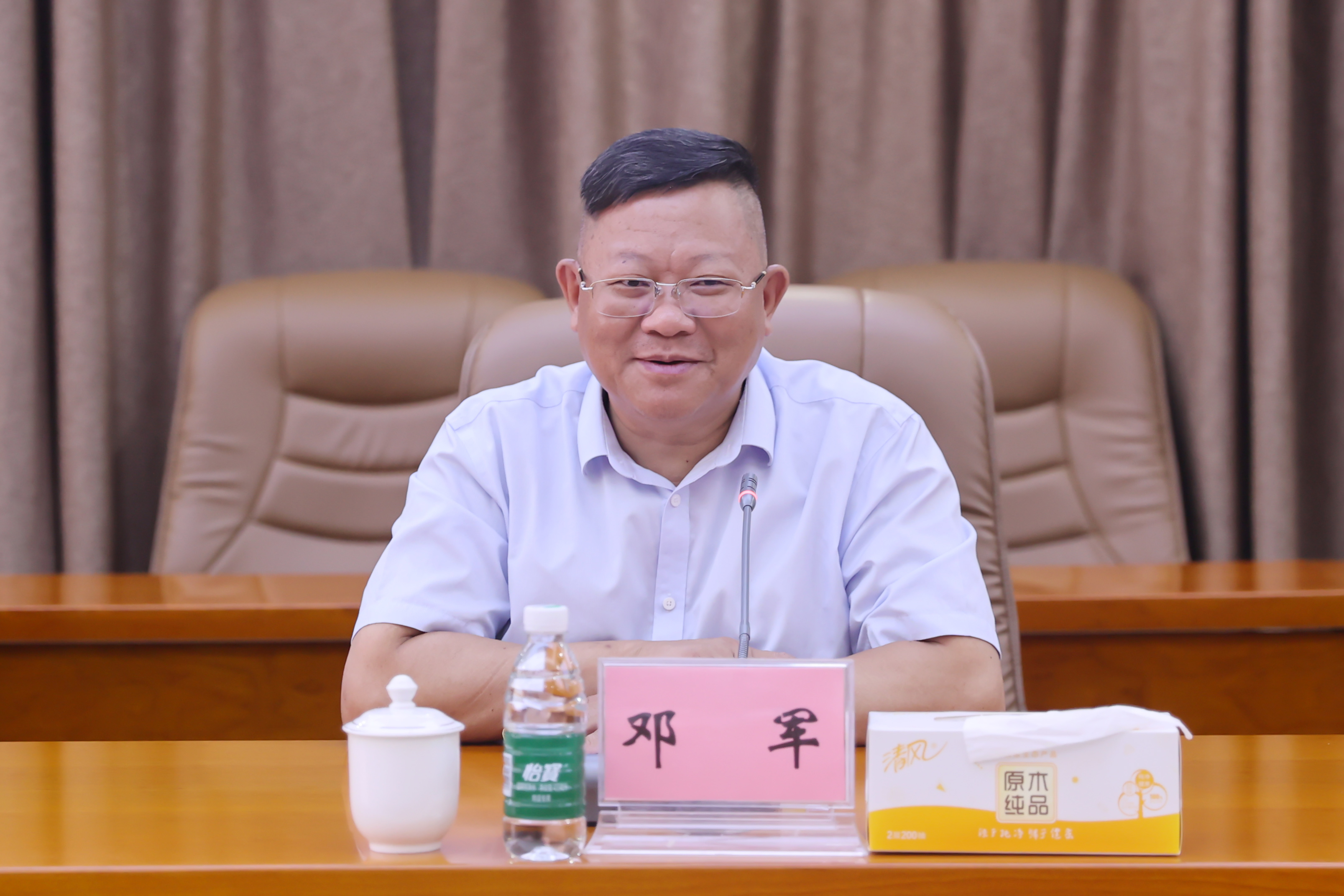 邬军听最新,邬军听最新，小巷深处的独特风味