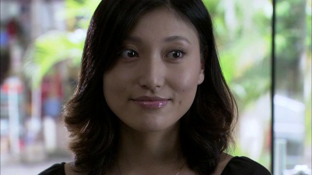 带泪梨花演员与高科技产品的完美融合，科技新生活的体验之旅